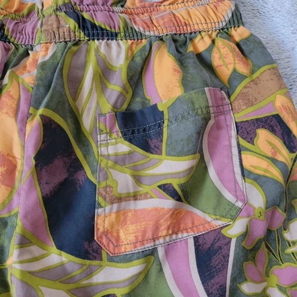 NWT! Cynthia Rowley 100% Lyocell Floral Shorts in Olive, Pink & Mustard - Picture 6 of 11